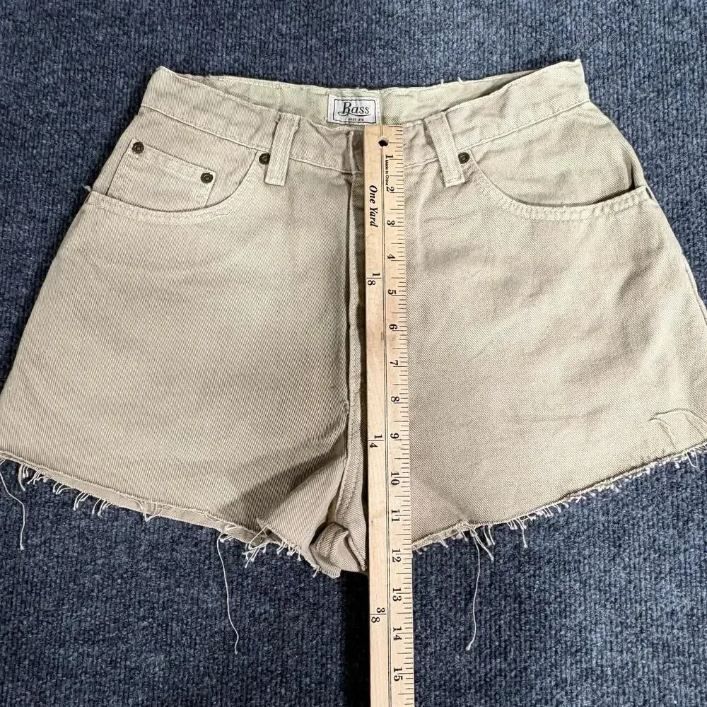 Bass Shorts Womens 8 Beige Khaki High Rise Denim Cut Off Raw Hem Casual Summer